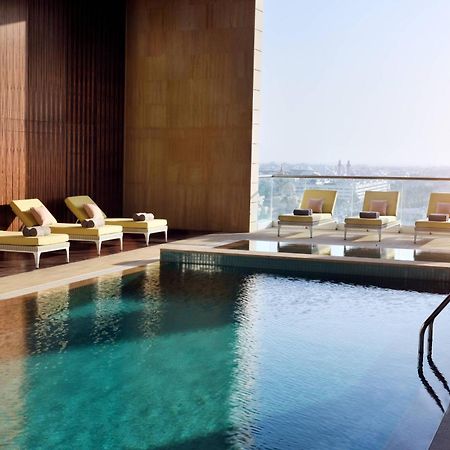 Marriott Executive Apartments Downtown, Abu Dhabi Exterior photo