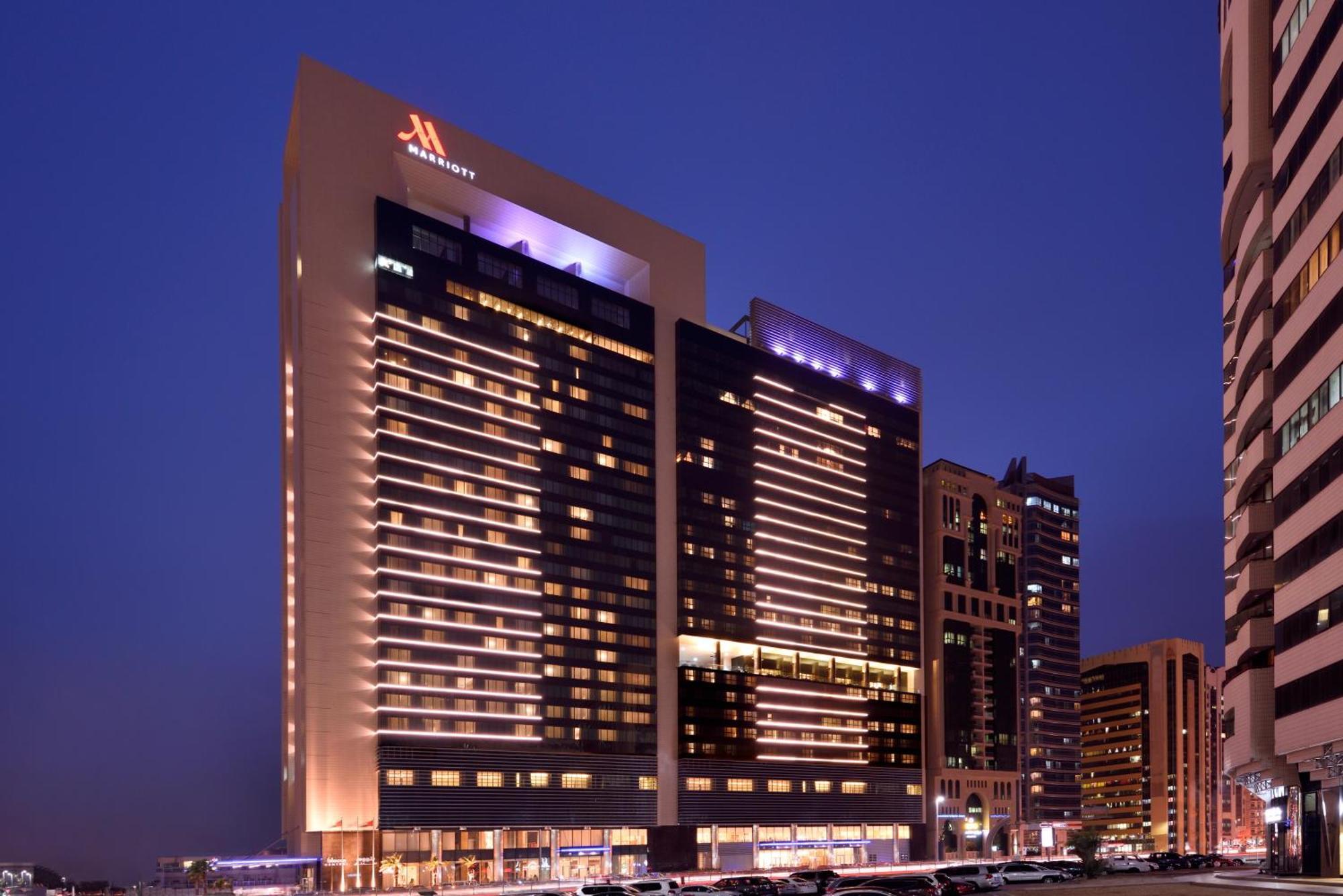 Marriott Executive Apartments Downtown, Abu Dhabi Exterior photo