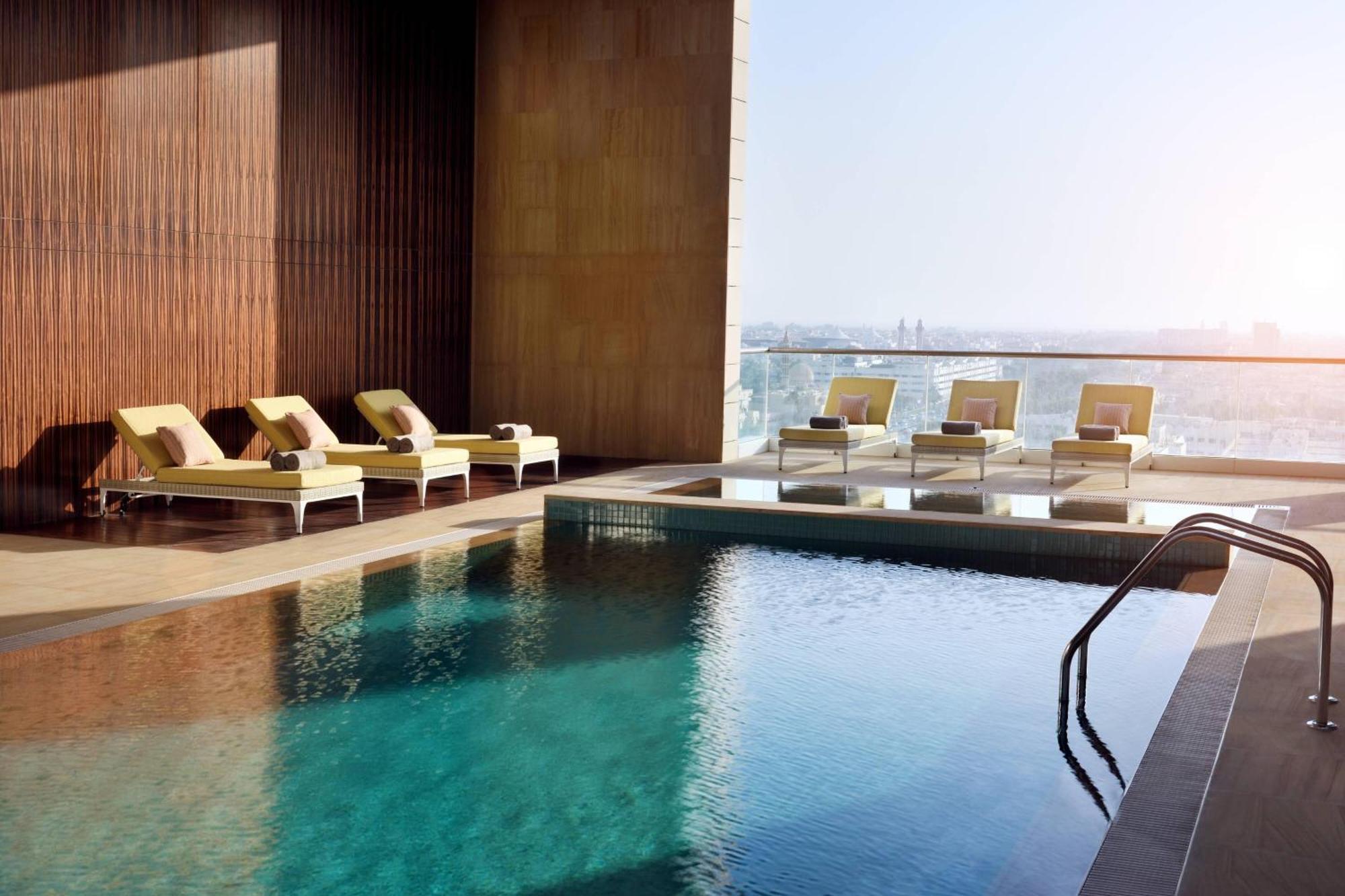 Marriott Executive Apartments Downtown, Abu Dhabi Exterior photo