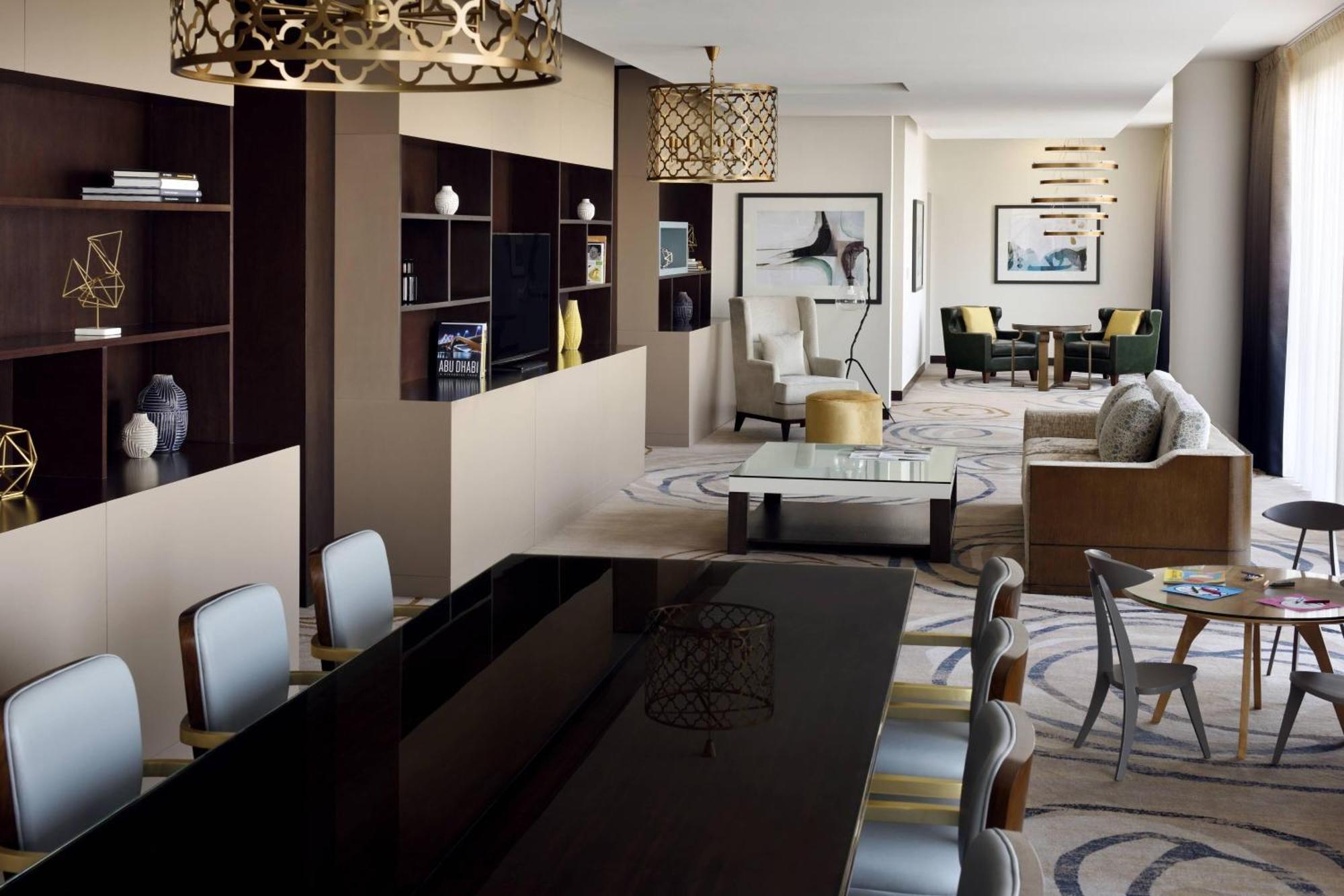 Marriott Executive Apartments Downtown, Abu Dhabi Exterior photo