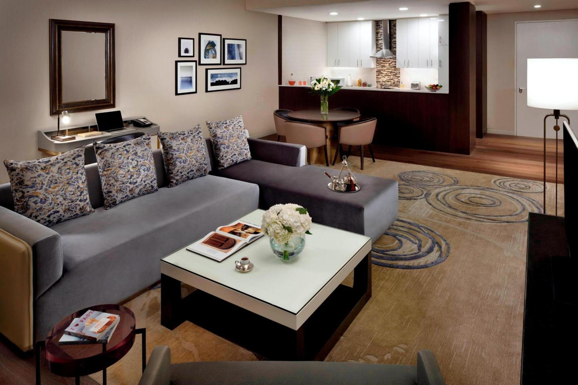 Marriott Executive Apartments Downtown, Abu Dhabi Exterior photo